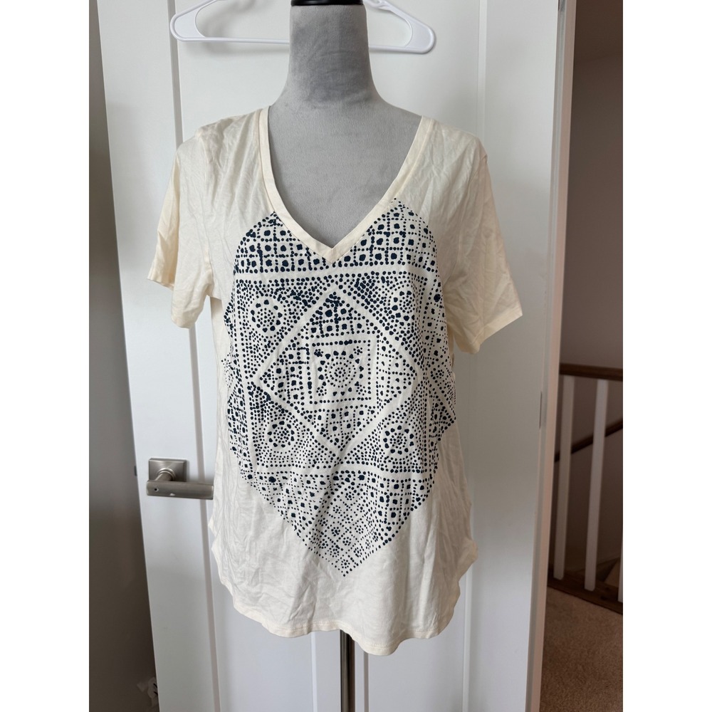 Old Navy boho tribal women's Relaxed V-Neck Graphic Medallion Large NEW